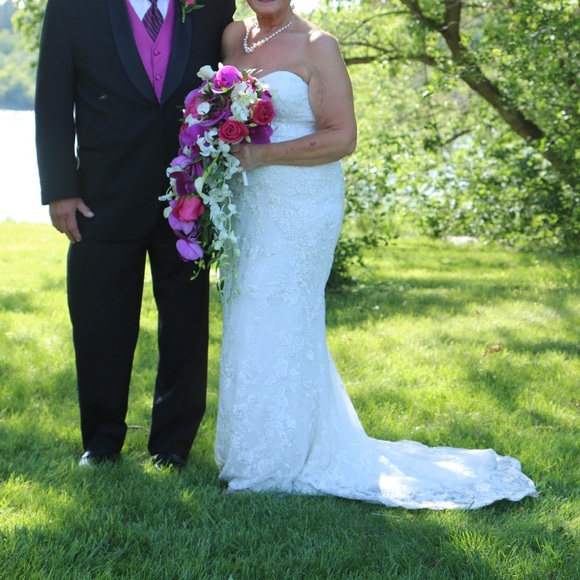 MoriLee Wedding Dress - Picture 6 of 12